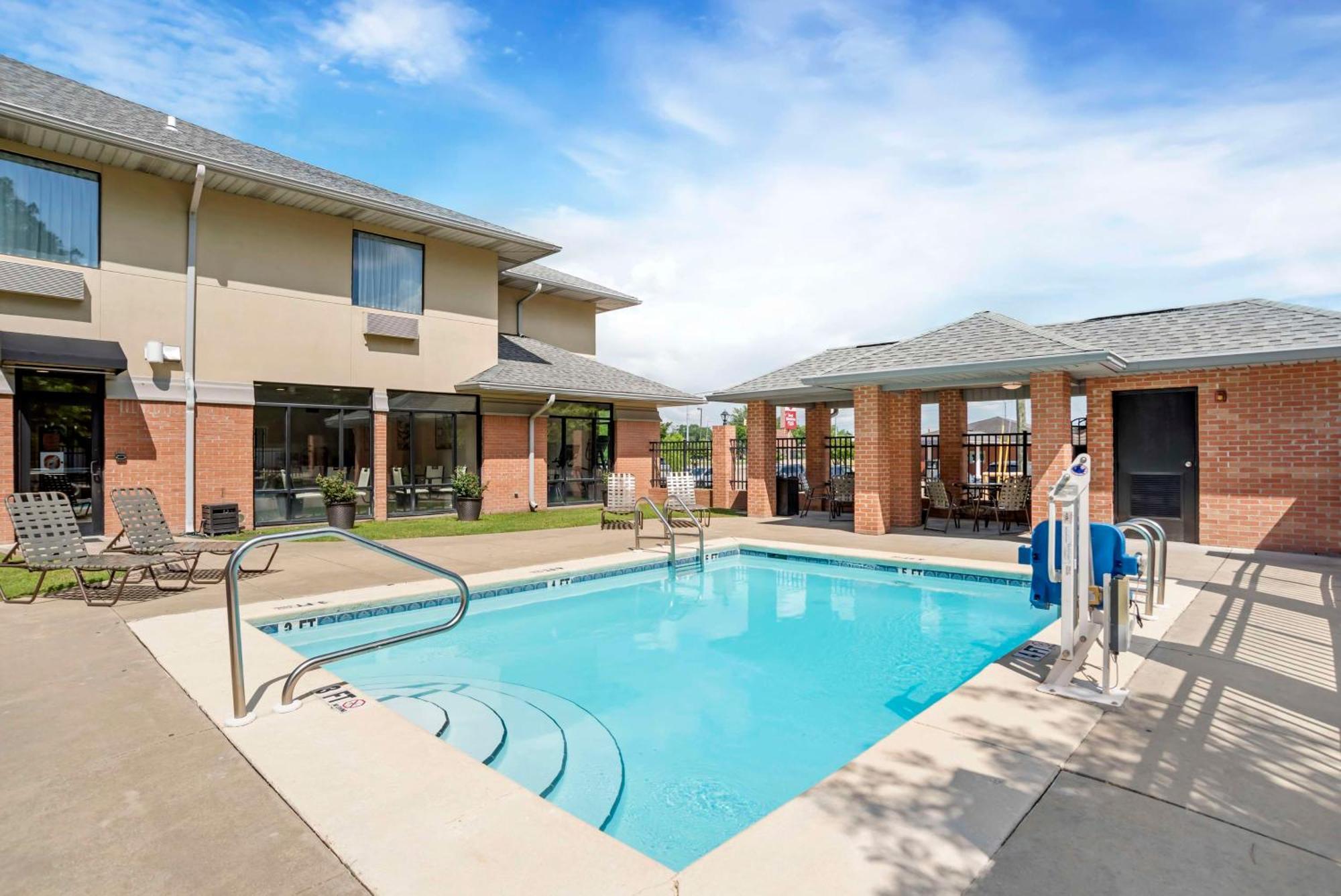 Best Western Plus Two Rivers Hotel & Suites Demopolis Exterior foto