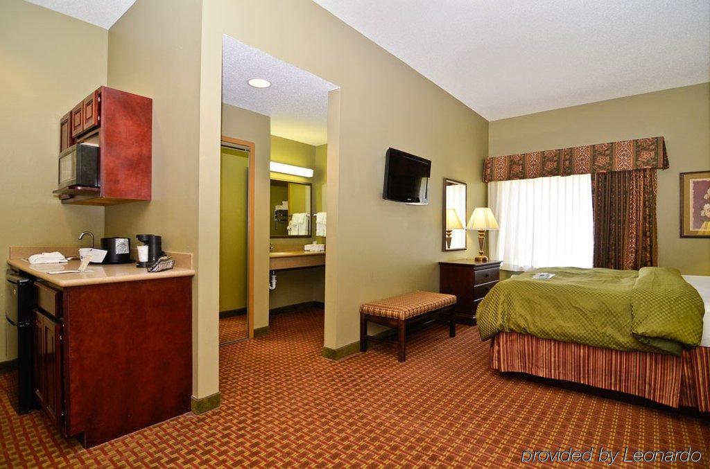 Best Western Plus Two Rivers Hotel & Suites Demopolis Quarto foto